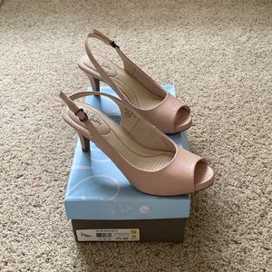 Short Pinky Heels Size 91/2